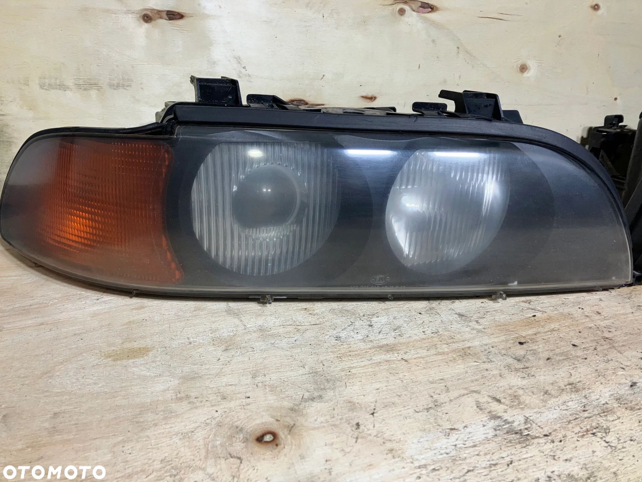 LAMPY PRZÓD BMW E39 PRZED LIFT XENON SOCZEWKA POMARAŃCZOWY KIERUNEK - 2