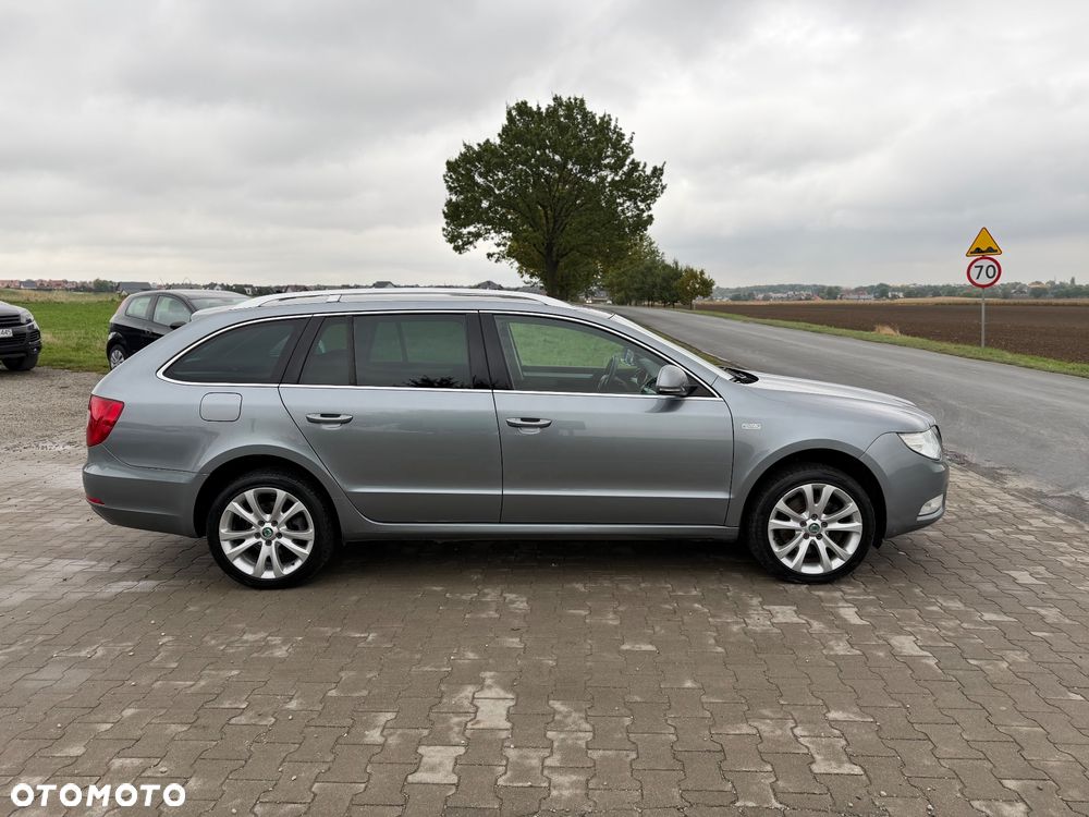 Skoda Superb 2.0 TDI 4x4 Elegance - 6
