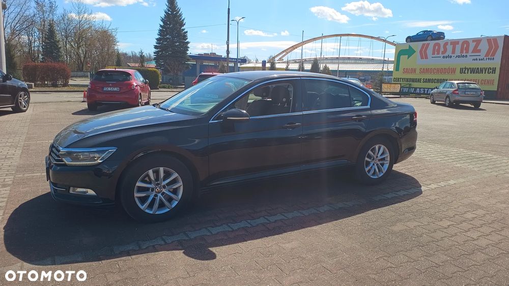 Volkswagen Passat 2.0 TDI BMT Comfortline - 14