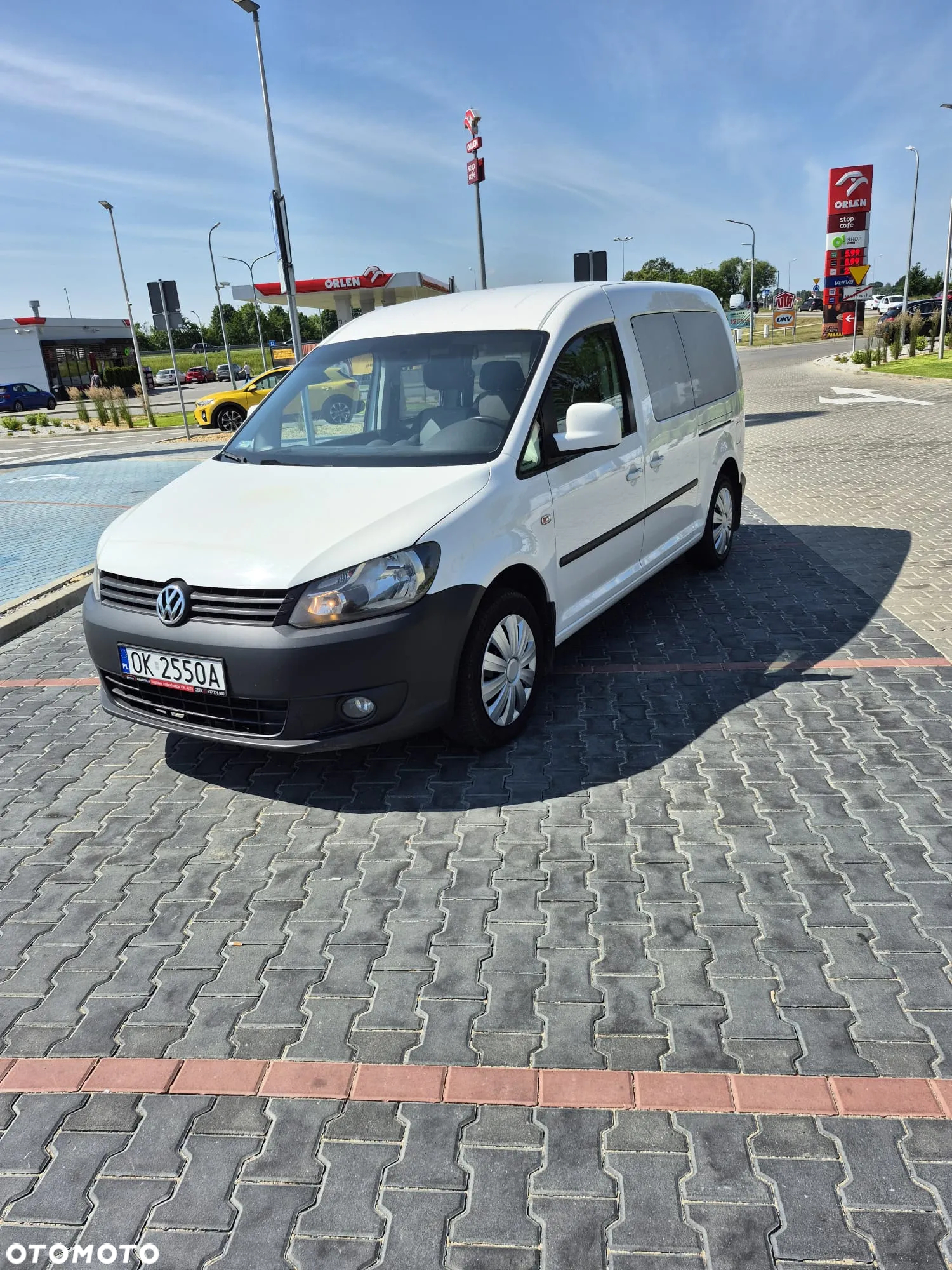 Volkswagen Caddy Maxi 2.0 TDI Comfortline - 6
