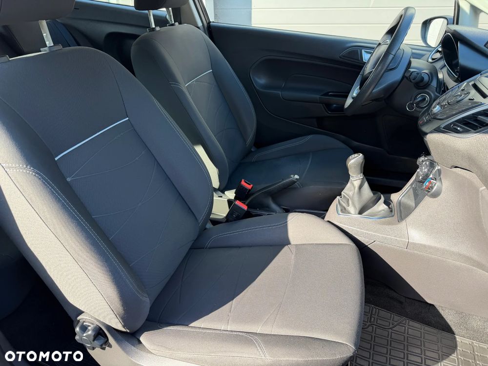 Ford Fiesta - 10