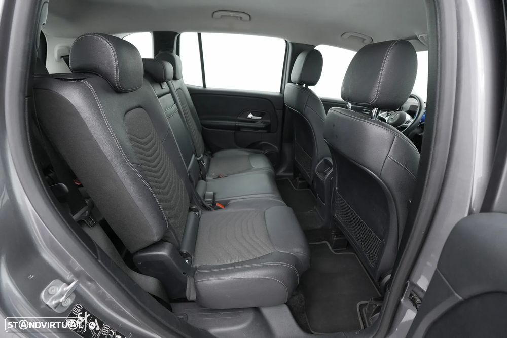 Mercedes-Benz GLB 200 Standard - 28