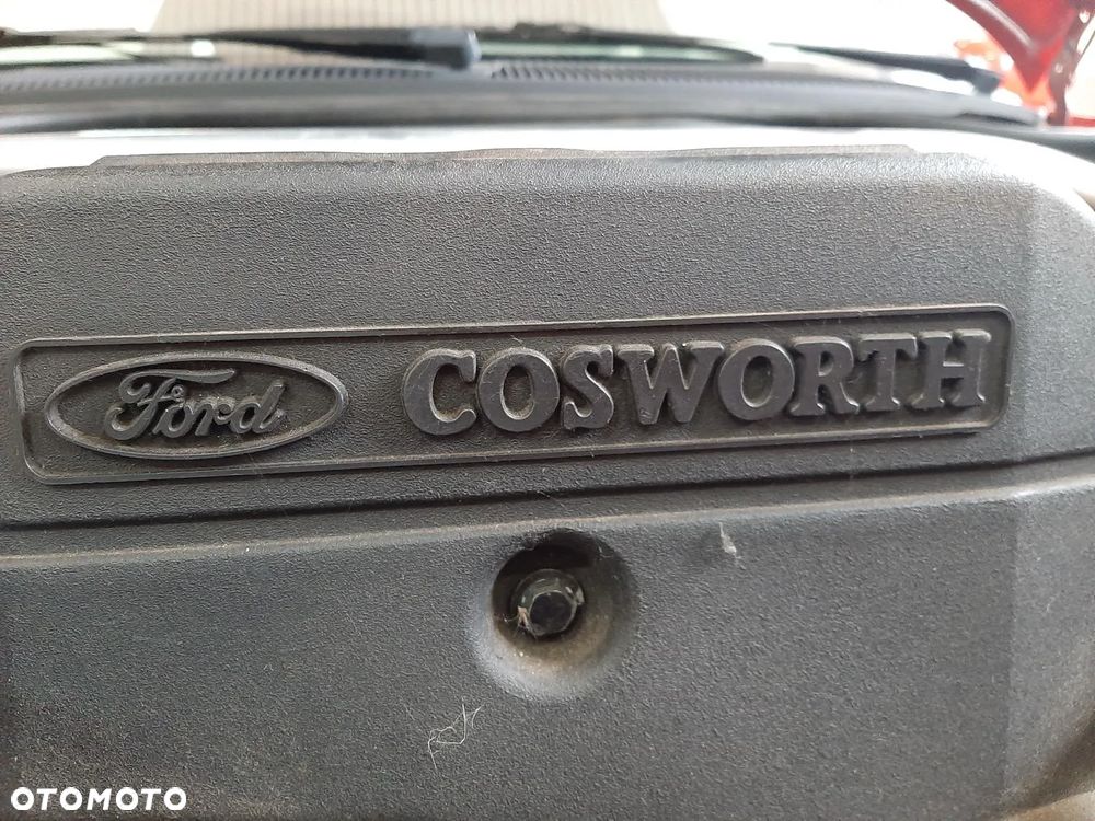 Ford Escort 2000 RS Cosworth - 15