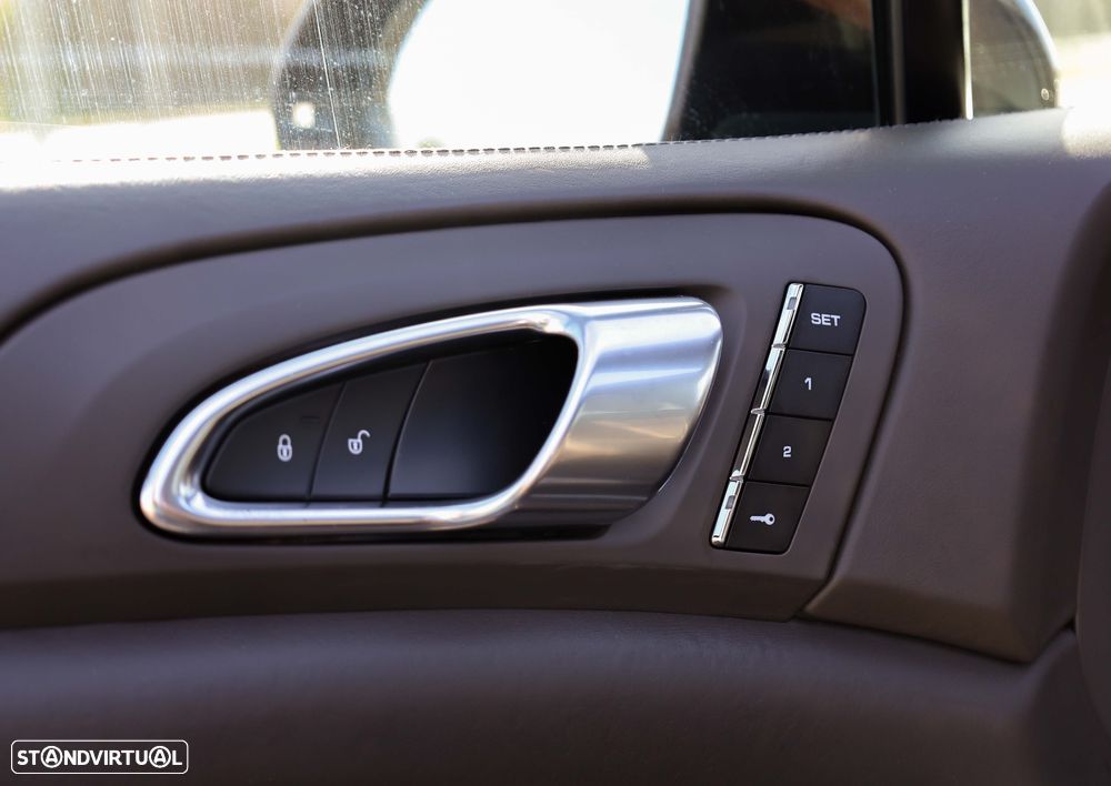 Porsche Cayenne S E-Hybrid Platinum Edition - 20