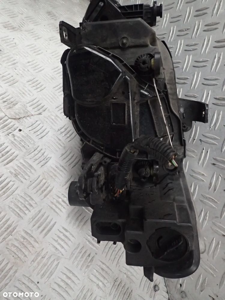 LAMPA PRAWY PRZÓD SEAT IBIZA IV 89319159 - 3