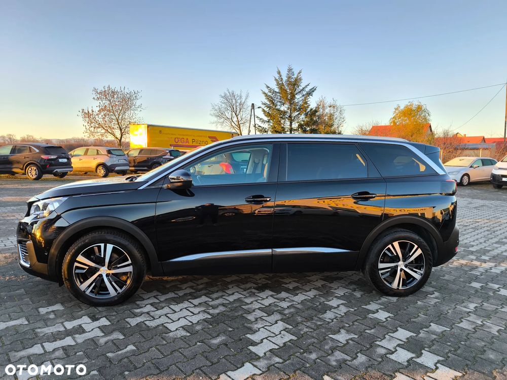 Peugeot 5008 1.5 BlueHDi Allure S&S - 2