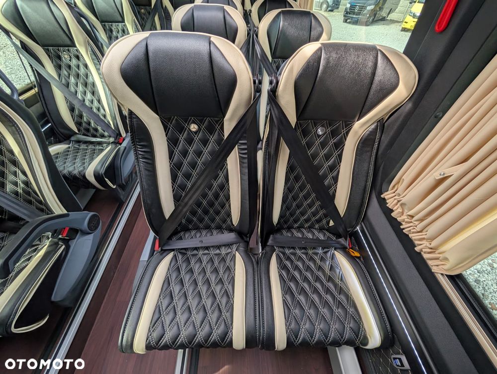 Mercedes-Benz Sprinter 519 - 26