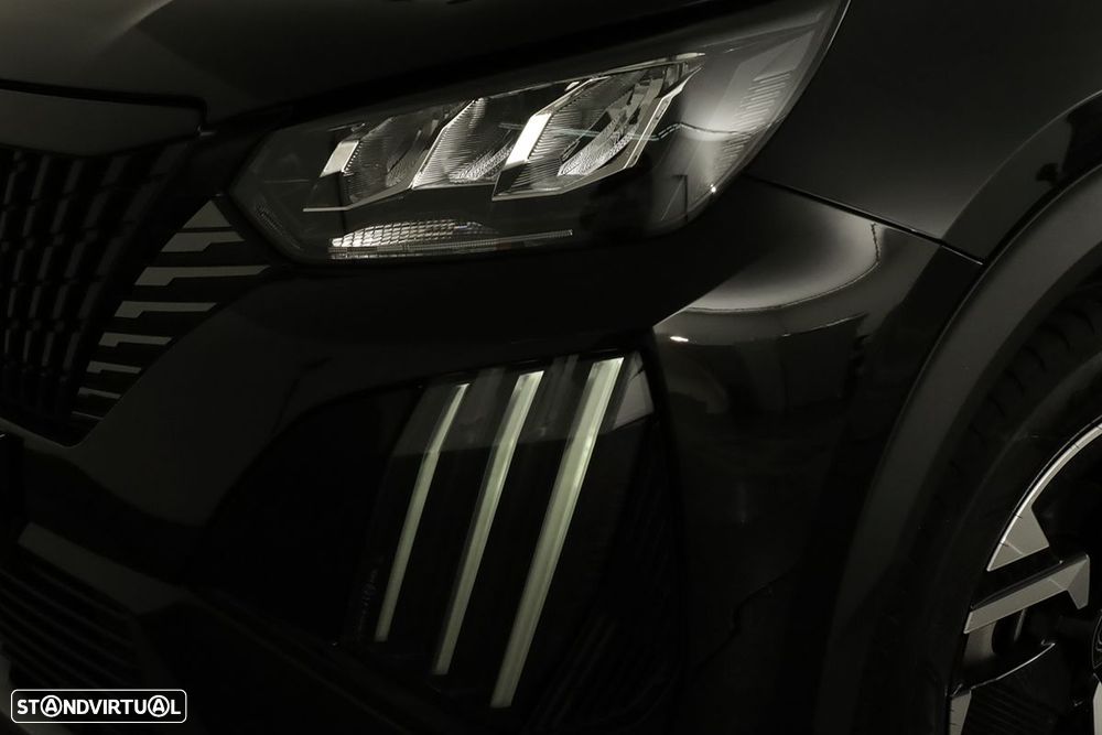 Peugeot 2008 1.2 PureTech Allure - 6