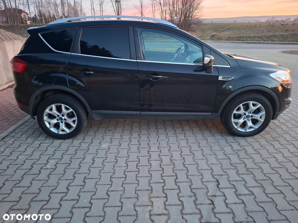 Ford Kuga 2.0 TDCi 2x4 Titanium - 7