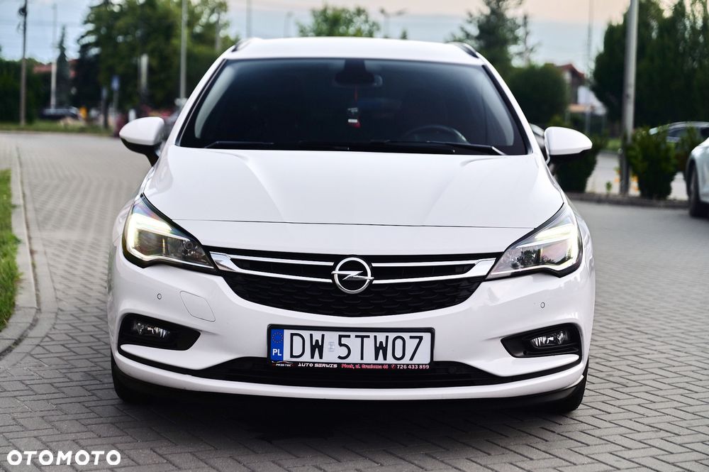 Opel Astra 1.6 CDTI Enjoy - 19