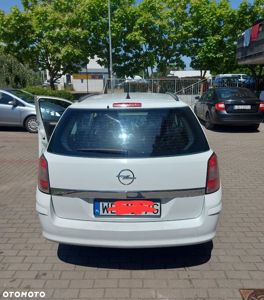 Opel Astra 1.7 CDTI Cosmo - 11
