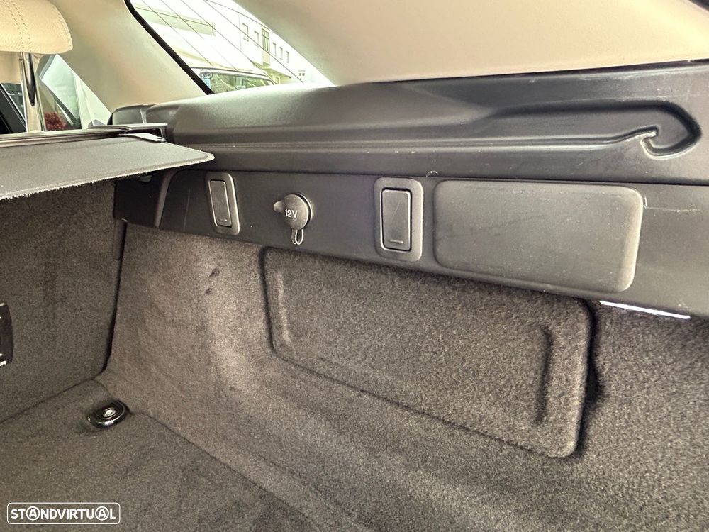 Land Rover Range Rover Velar 2.0 P400e AWD S - 34