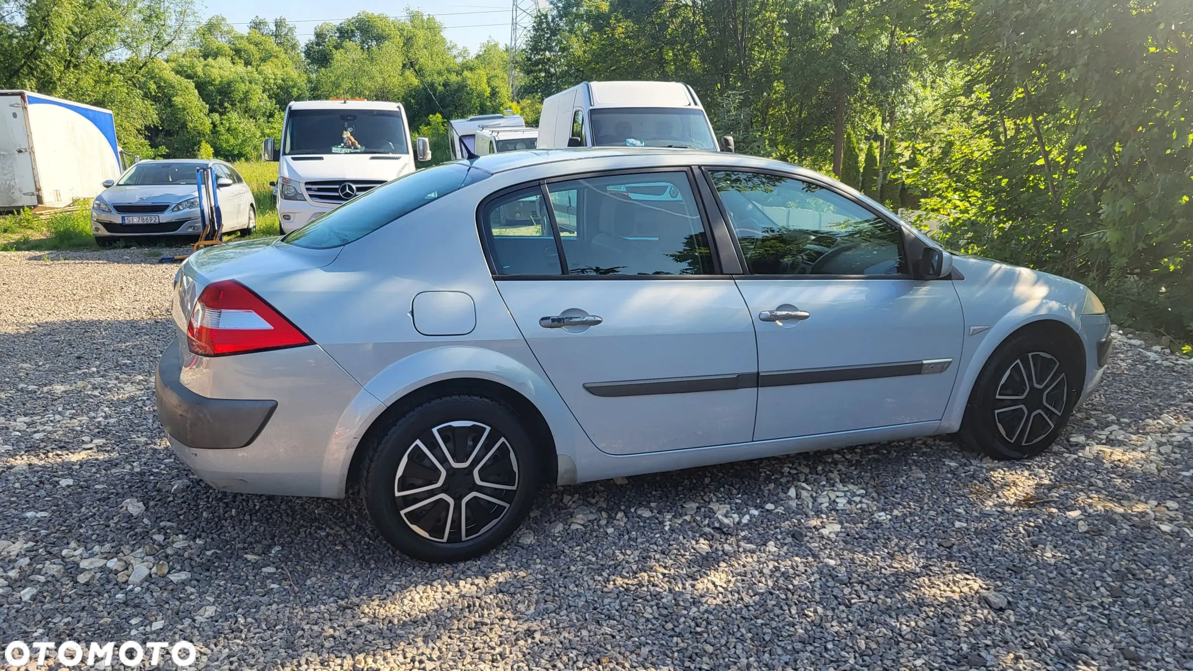 Renault Megane 1.6 Confort Authentique - 8