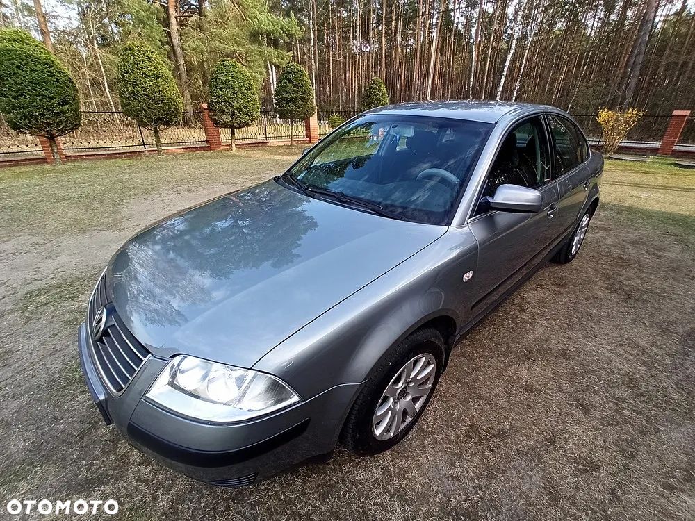 Volkswagen Passat 1.9 TDI Comfortline - 9