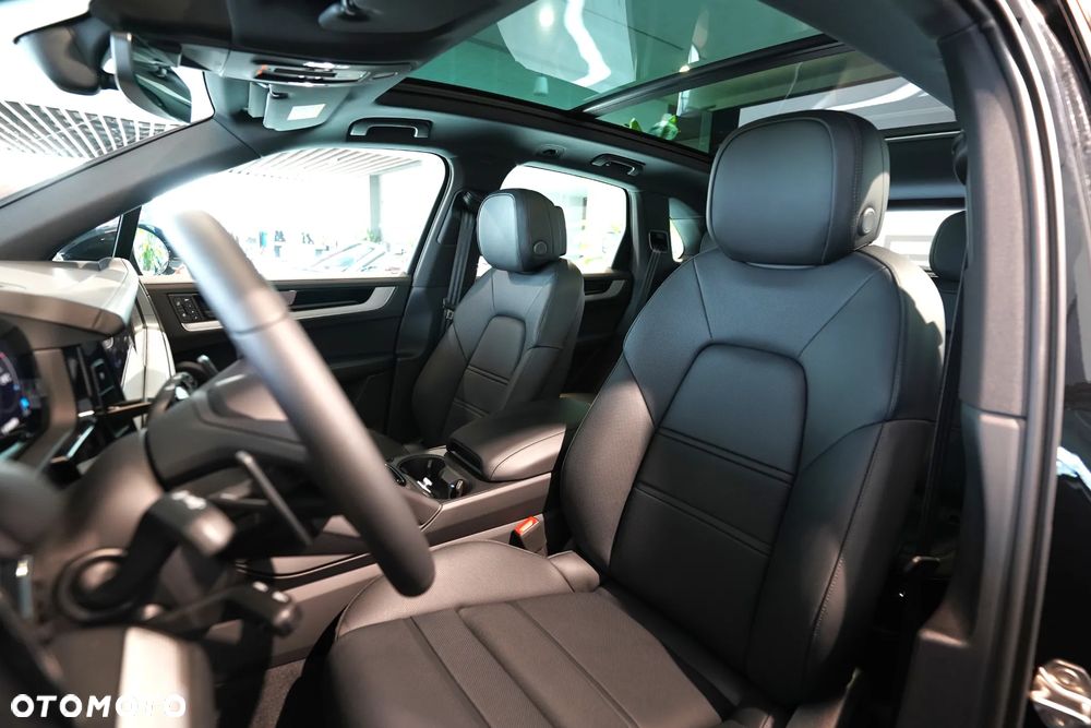 Porsche Cayenne - 9