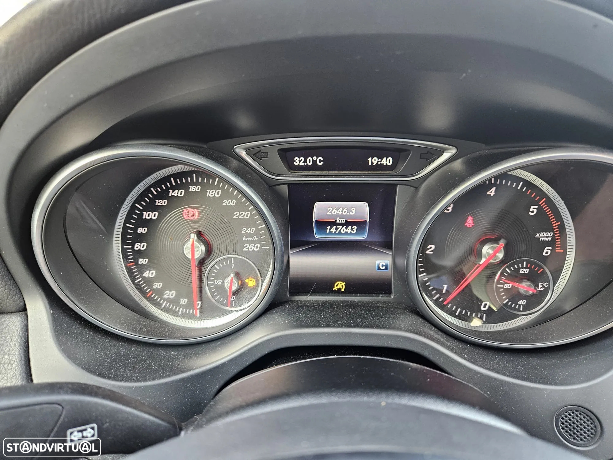 Mercedes-Benz CLA 180 d AMG Line - 19