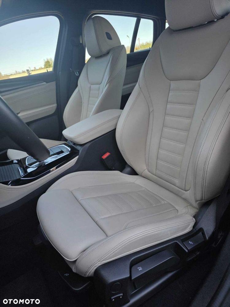 BMW X4 - 13