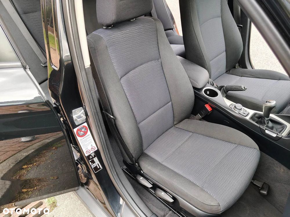 BMW X1 sDrive16d xLine - 19