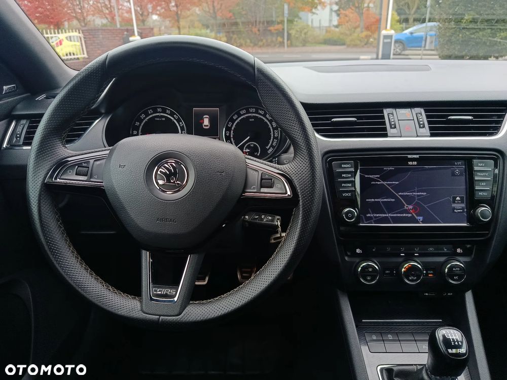 Skoda Octavia Combi 2.0 TDI RS - 31