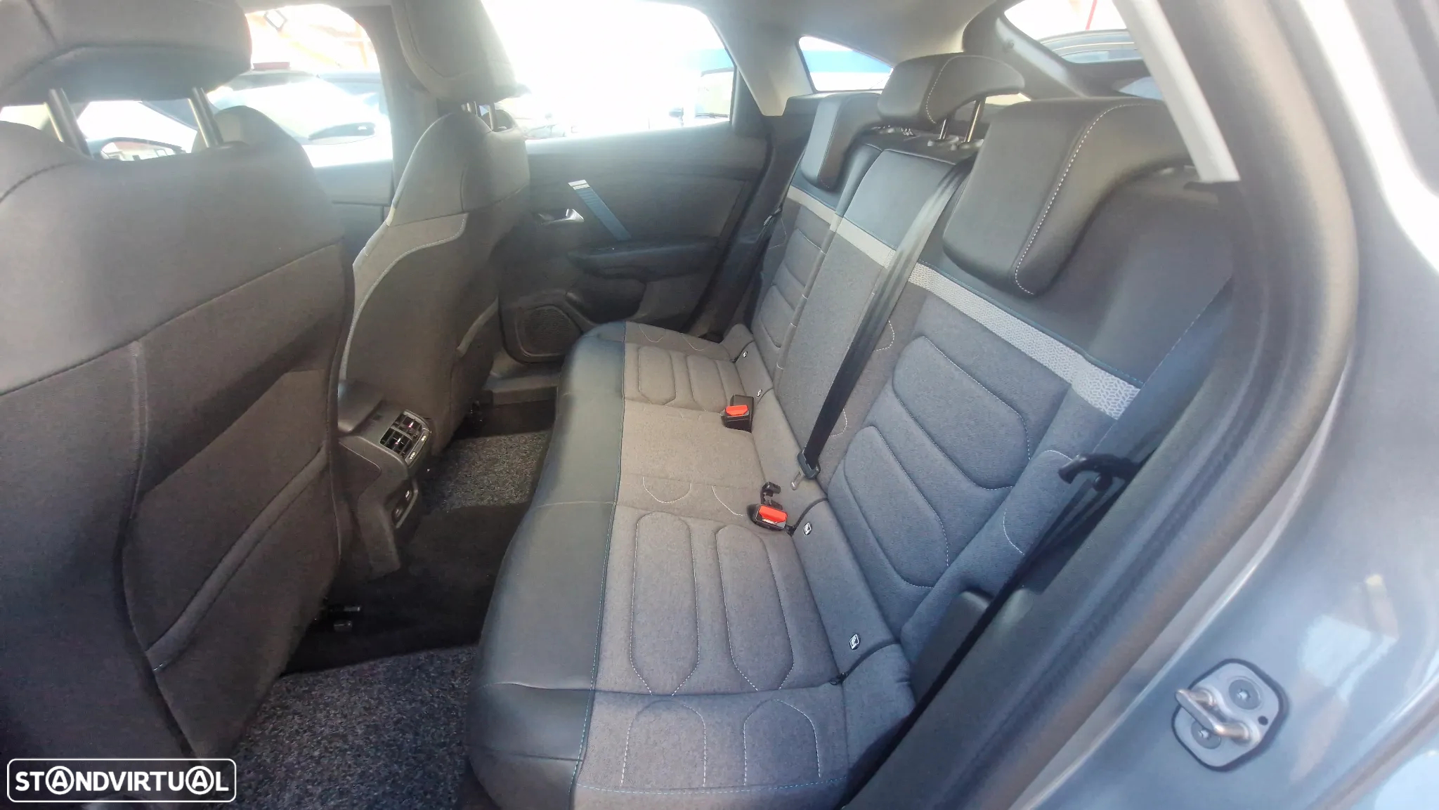 Citroën e-C4 50 kWh Feel - 12
