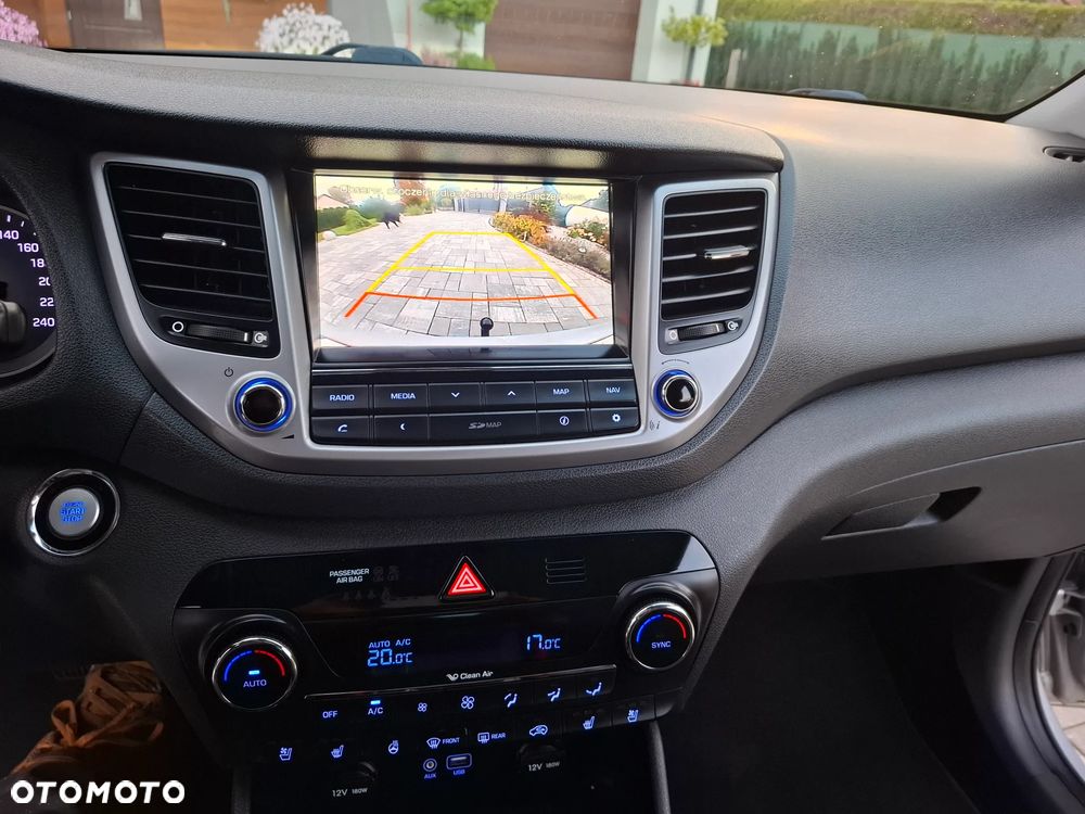 Hyundai Tucson blue 1.7 CRDi 2WD DCT Premium - 21