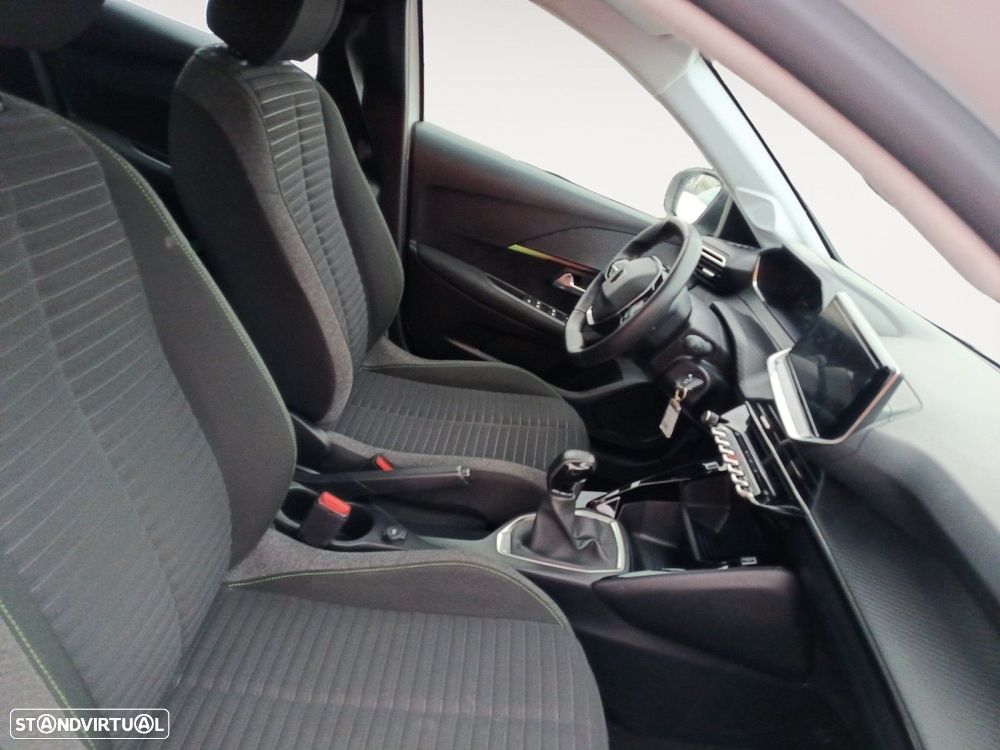 Peugeot 208 1.2 PureTech Active - 15