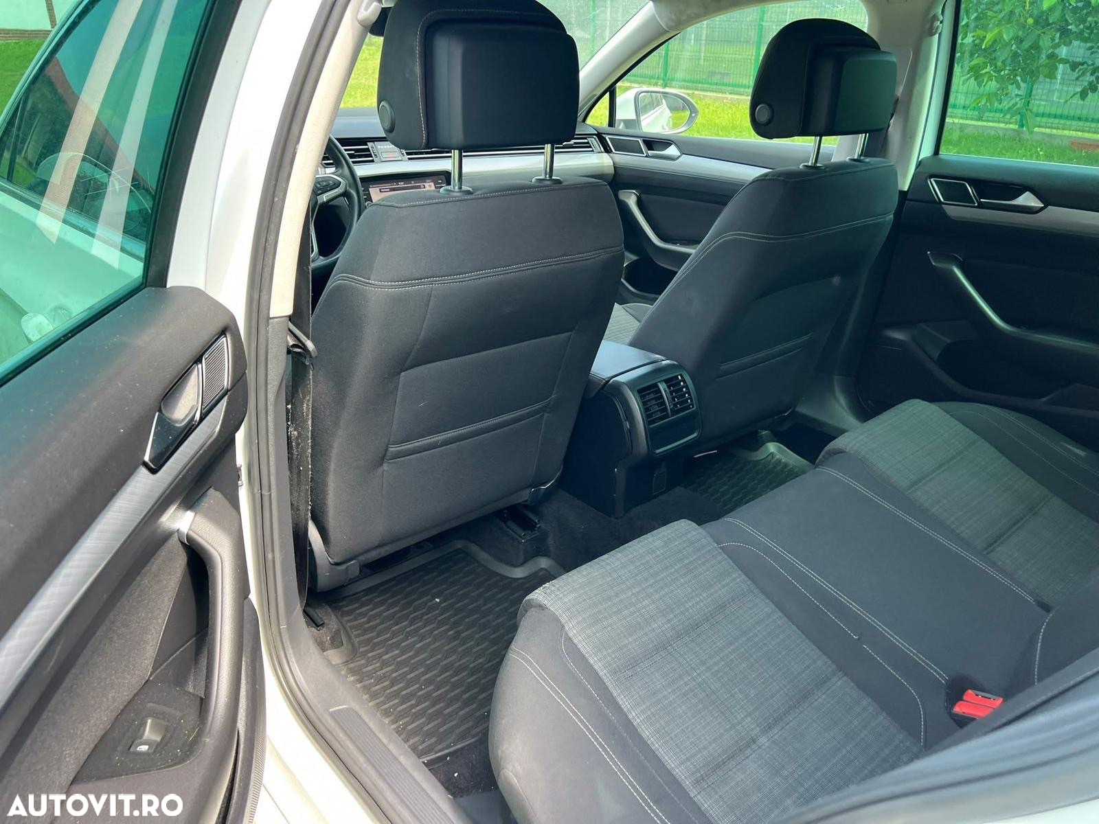 Volkswagen Passat Variant 2.0 TDI DSG Highline - 7