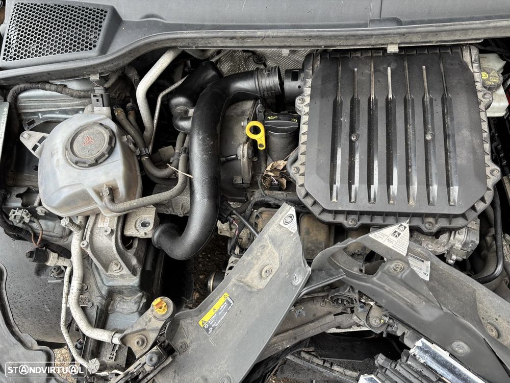 Motor CHYB 1.0 gasolina de 75c Seat Ibiza V - 2