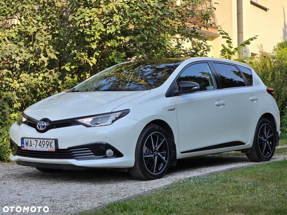 Toyota Auris Hybrid 135 Selection - 1