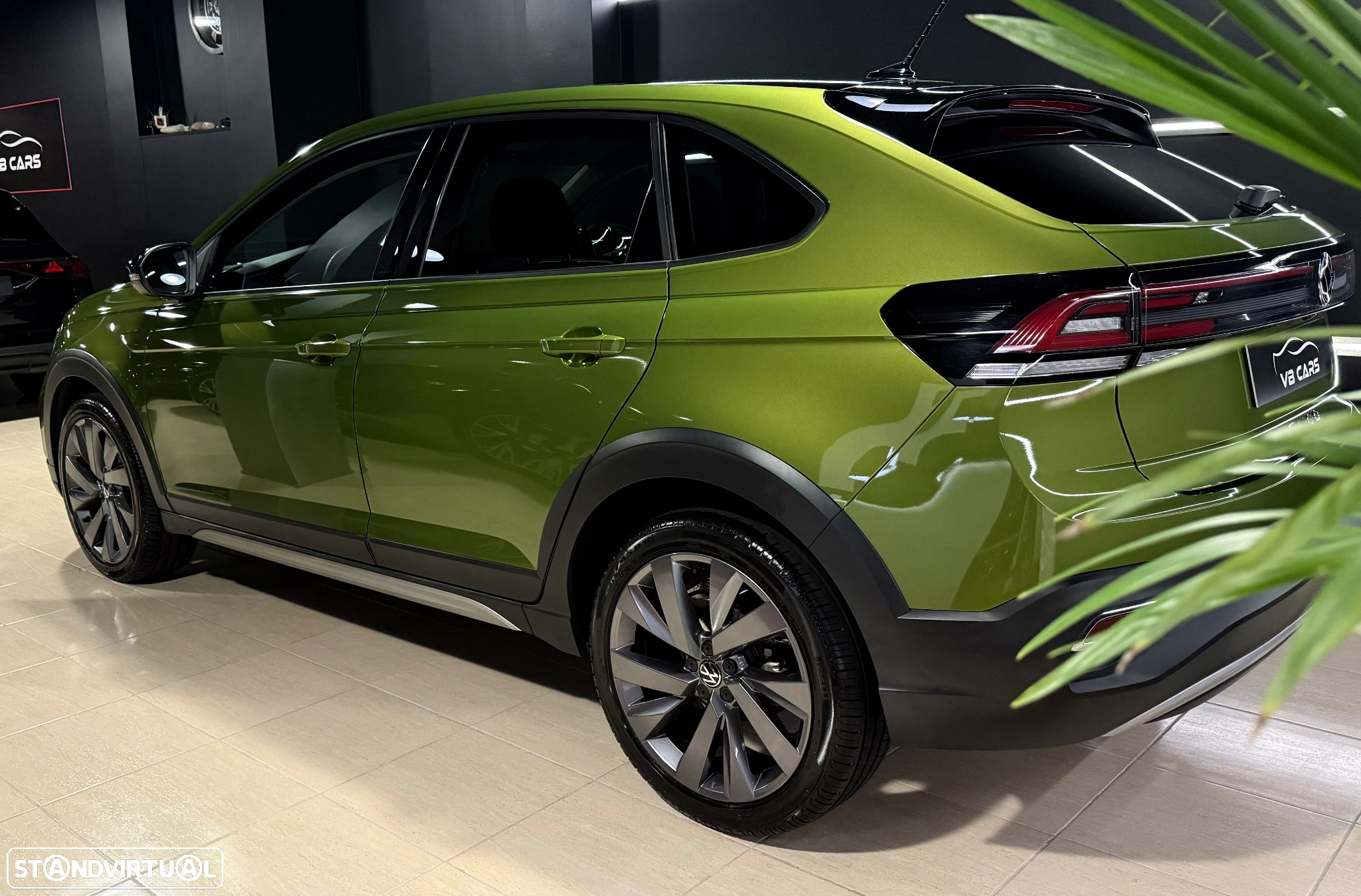 VW Taigo 1.0 TSI Urban DSG - 2