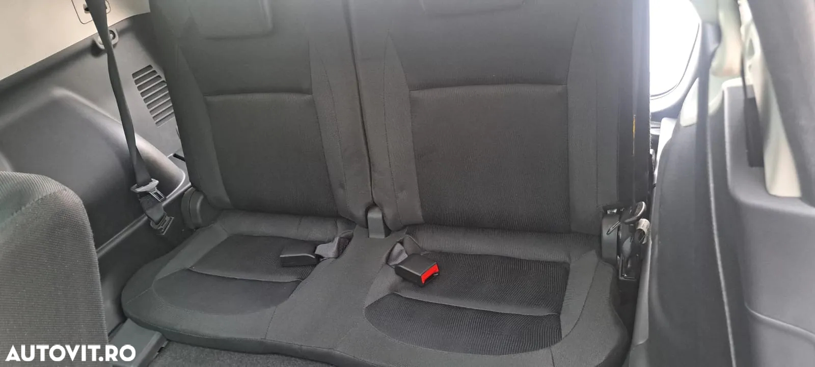 Nissan Qashqai+2 2.0 dCi DPF Tekna - 12