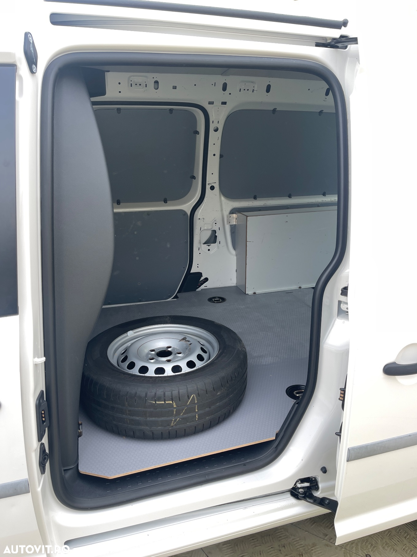 Volkswagen Caddy Maxi 2.0TDI  DSG  2CULISANTE - 26