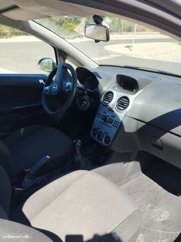 Opel Corsa - 17