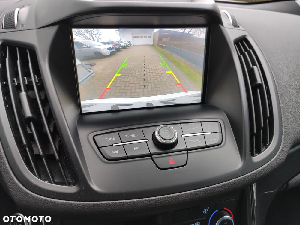 Ford Kuga 2.0 TDCi 2x4 Titanium - 8