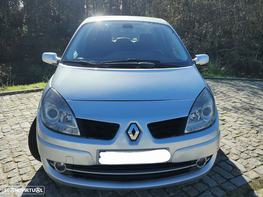 Renault Scénic 1.5 dCi SE Exclusive II - 2