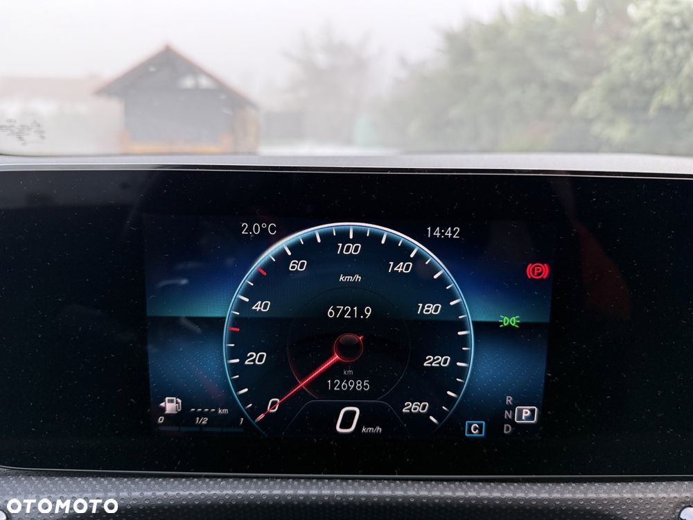 Mercedes-Benz CLA 180 AMG Line 7G-DCT - 13