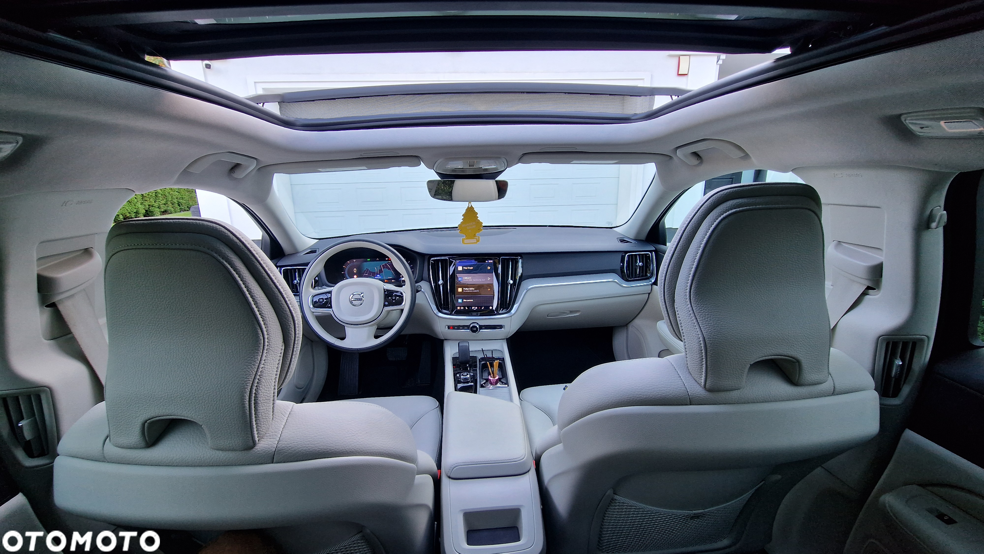 Volvo V60 Cross Country B5 B AWD Plus - 12