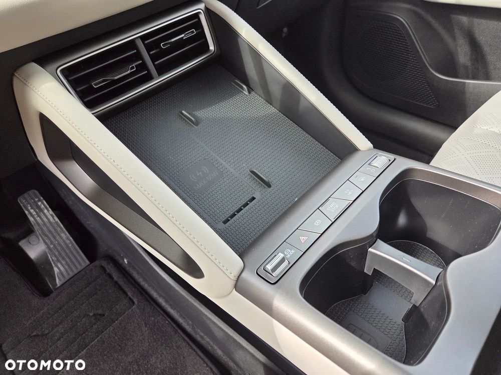 BYD Atto 2 DM-i - 17