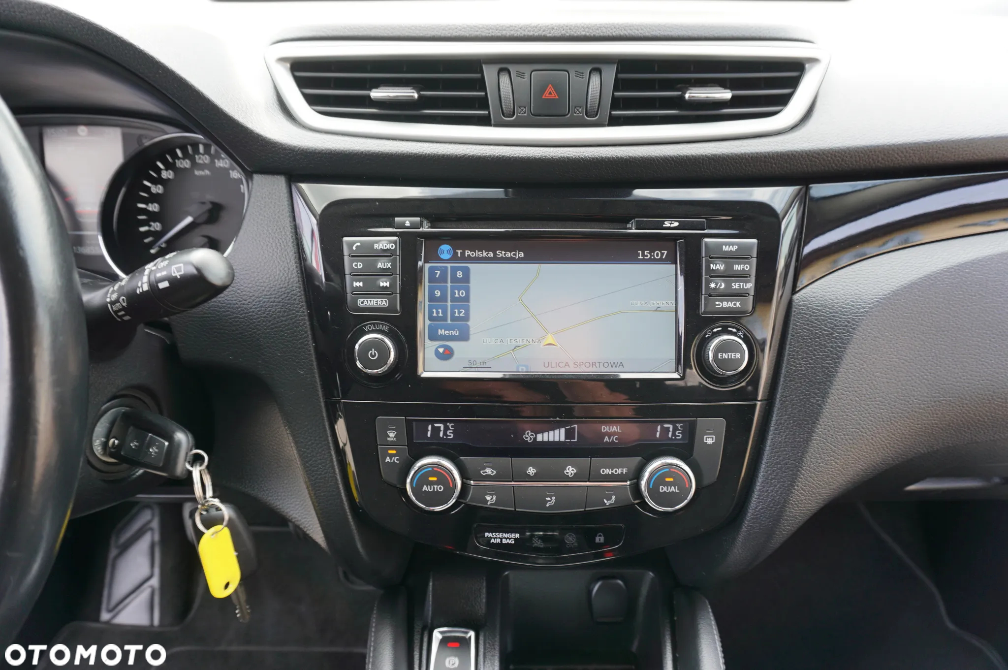 Nissan Qashqai 1.2 DIG-T Acenta EU6 - 32