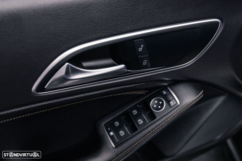 Mercedes-Benz CLA 200 d Shooting Brake Urban - 41