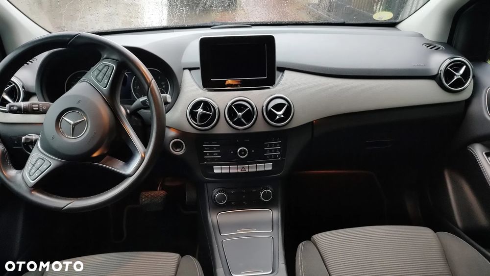 Mercedes-Benz Klasa B 180 (CDI) d 7G-DCT AMG Line - 5