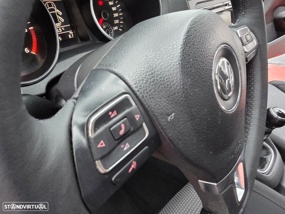 VW Golf 2.0 TDi Confortline - 17