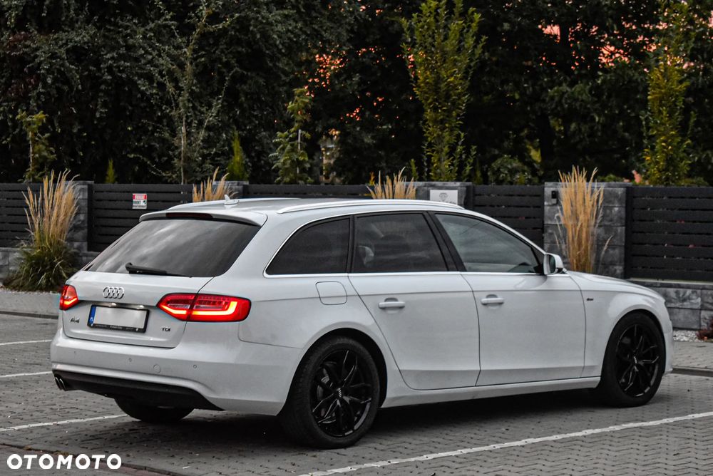 Audi A4 - 4