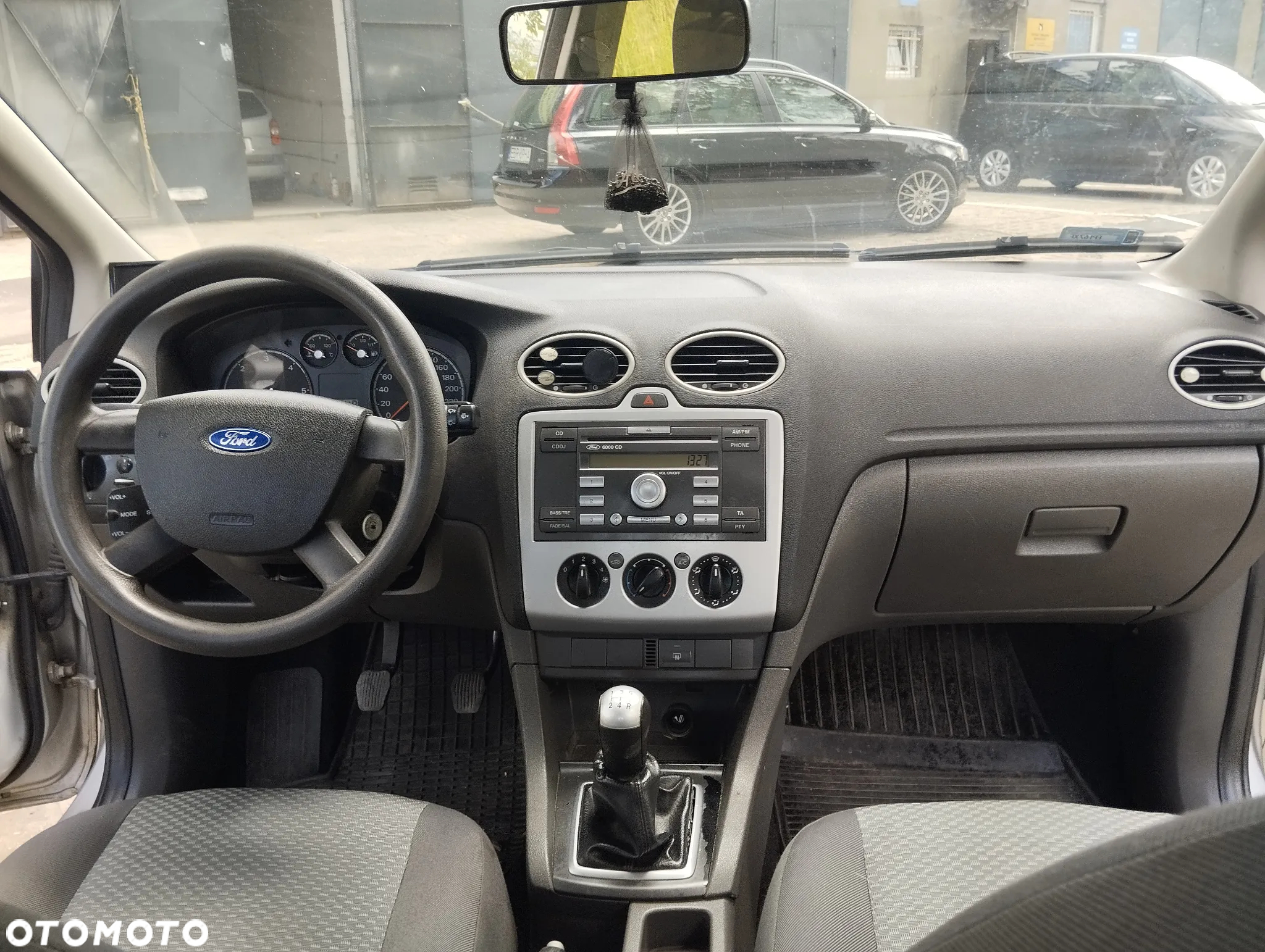 Ford Focus - 10