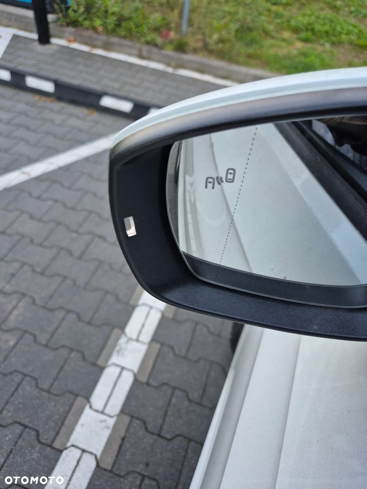 Volkswagen T-Cross 1.0 TSI Life - 25