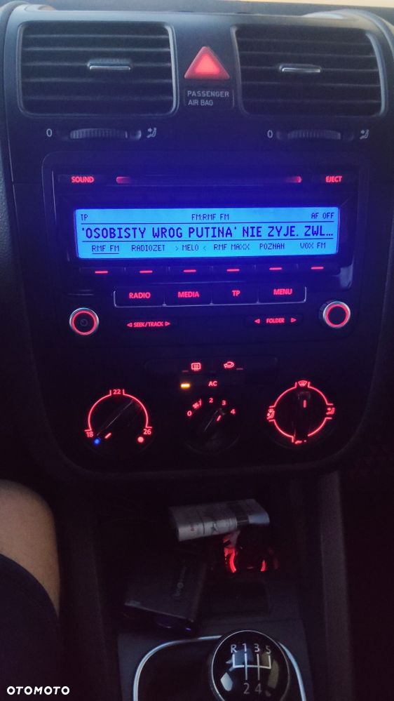 Volkswagen Jetta - 8