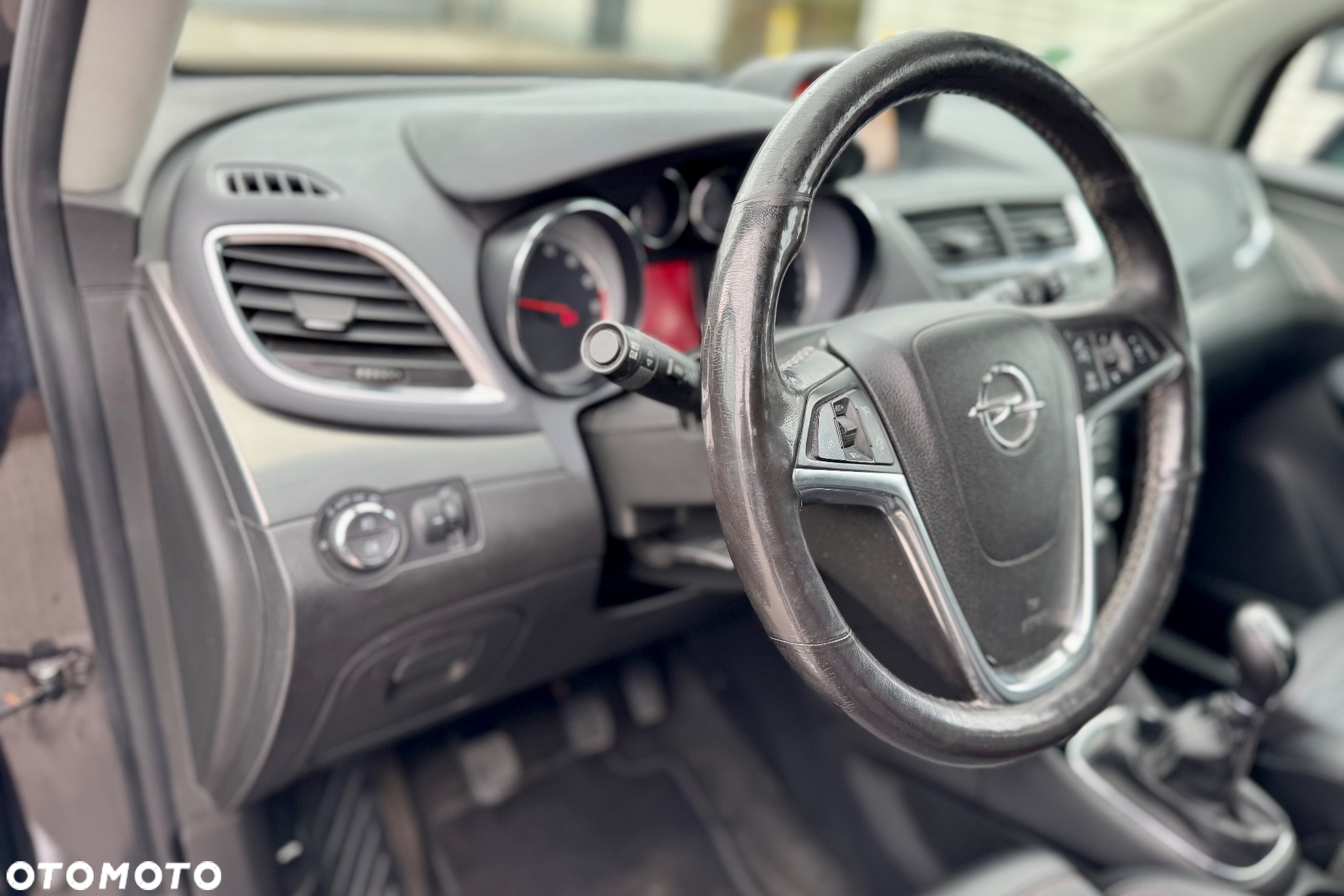 Opel Mokka 1.4 T Cosmo S&S 4x4 - 23