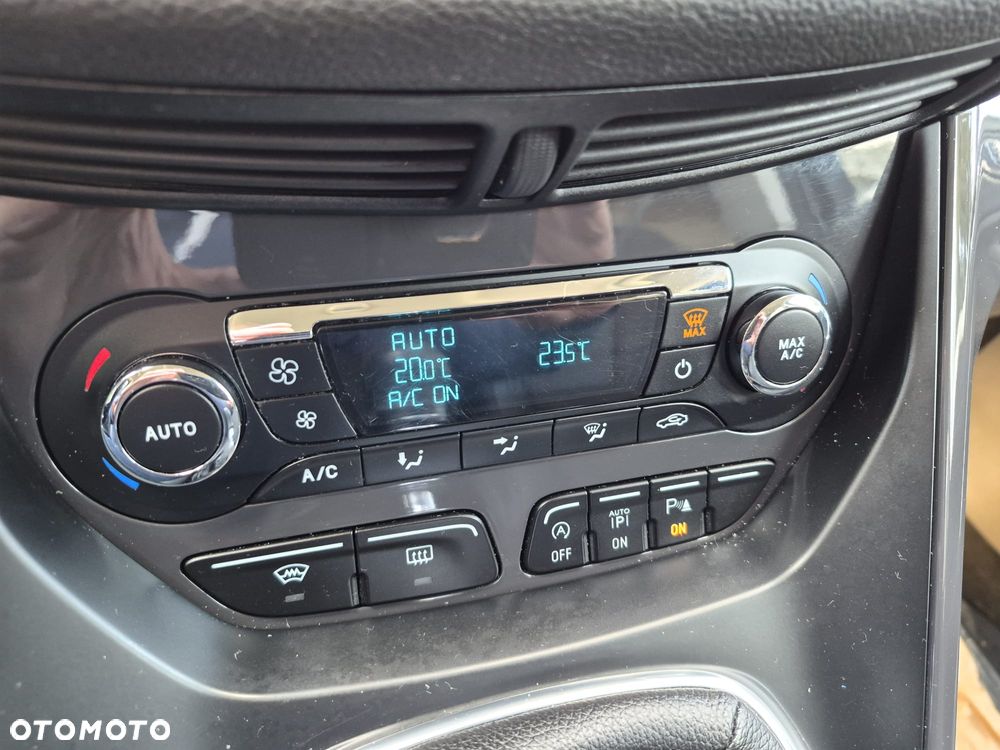 Ford Kuga 2.0 TDCi 4x4 Individual - 6