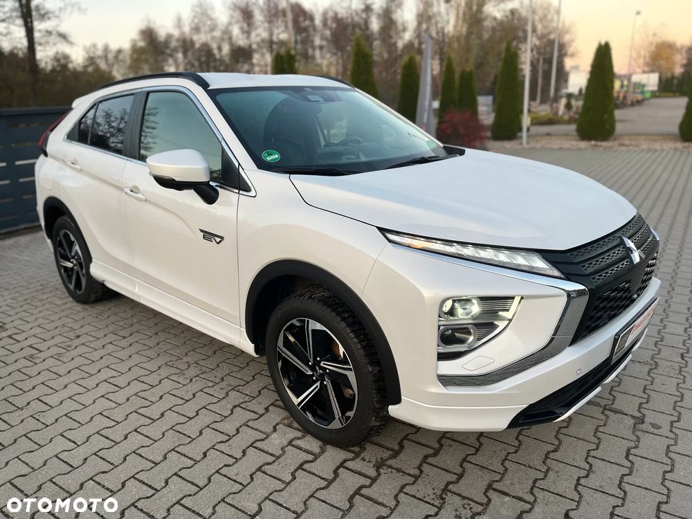 Mitsubishi Eclipse Cross Plug-In Hybrid 4WD Plus Select - 25