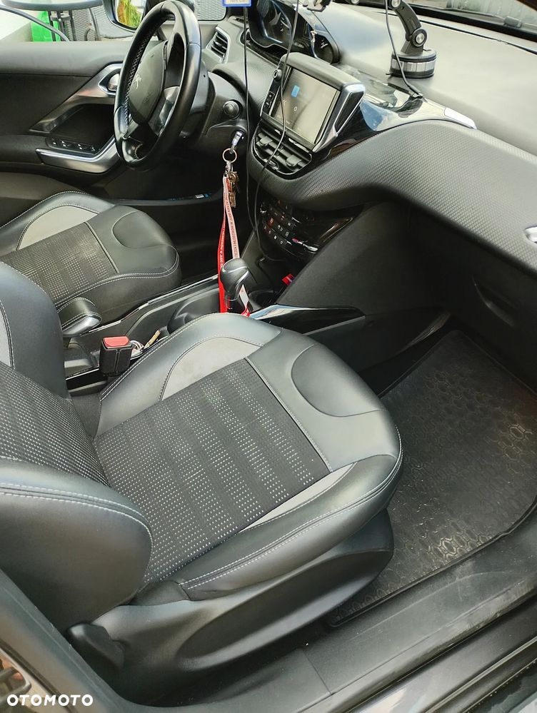 Peugeot 2008 - 15